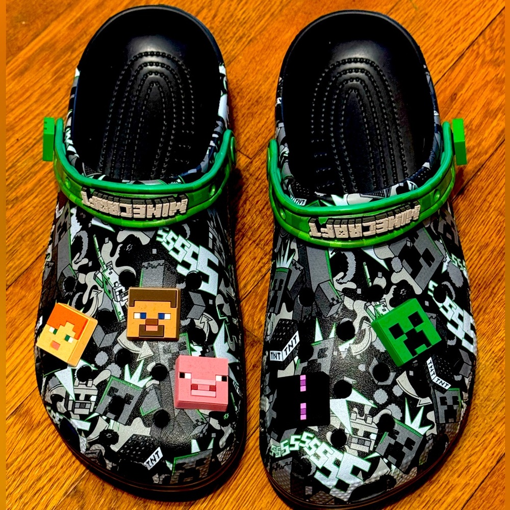 Minecraft Crocs - image 1